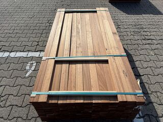 Ca. 185x Guyana Teak Planken Geschaafd, 25x70mm, lengte 185cm